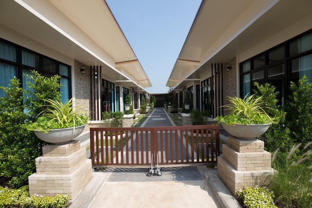 Med Room Korat Nakhonratchasima Εξωτερικό φωτογραφία