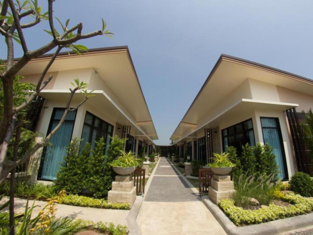 Med Room Korat Nakhonratchasima Εξωτερικό φωτογραφία