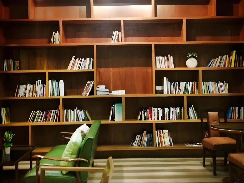 Med Room Korat Nakhonratchasima Εξωτερικό φωτογραφία