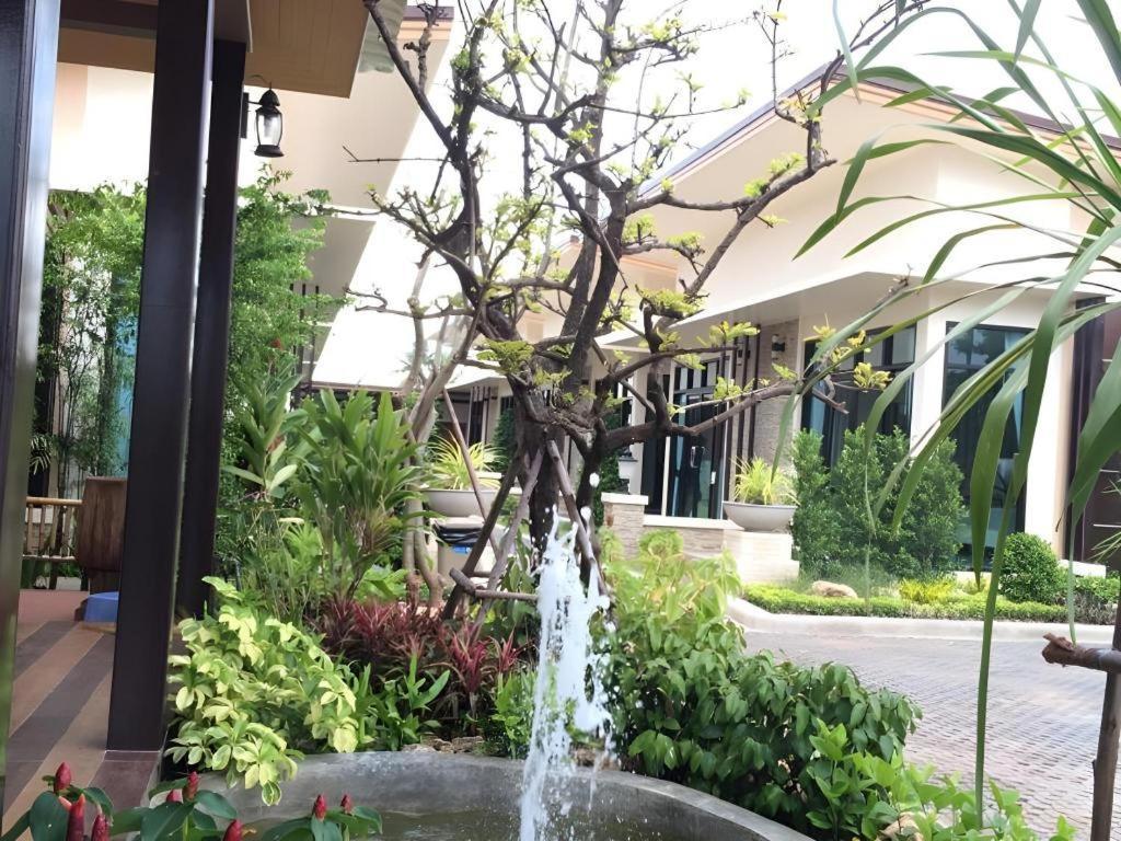 Med Room Korat Nakhonratchasima Εξωτερικό φωτογραφία