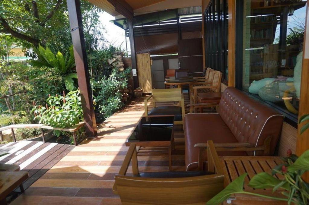 Med Room Korat Nakhonratchasima Εξωτερικό φωτογραφία